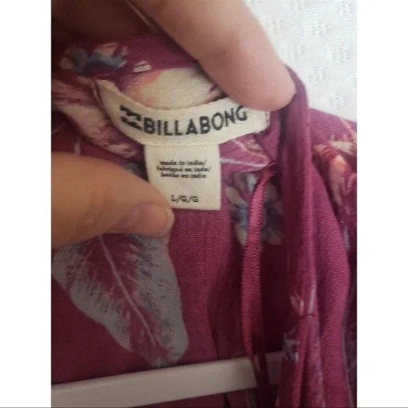 Billabong Women's Tie Front Long Bell Sleeve Boho Pink Floral Blouse. - Picture 9 of 10
